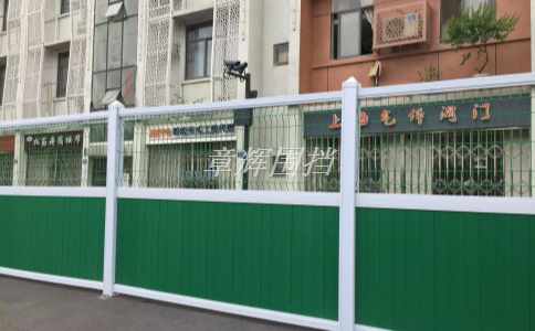 市政圍擋的設(shè)計(jì)應(yīng)該考慮哪些因素？(探究市政圍擋設(shè)計(jì)的要素)