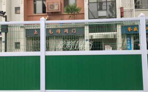 不同場合市政圍擋尺寸的差異性分析及其應(yīng)用建議（市政圍擋不同場合推薦尺寸）